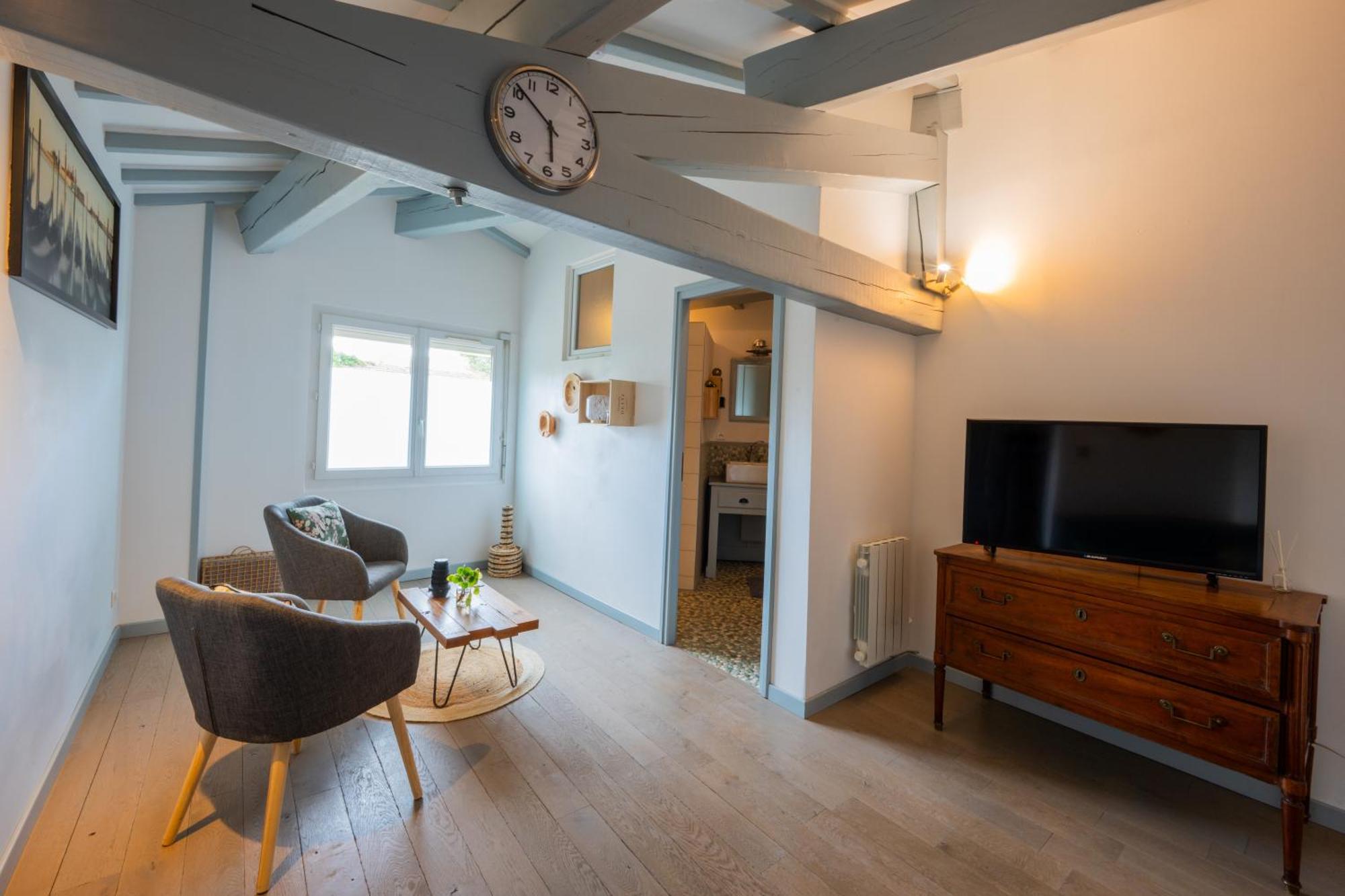Chez La Fille De L Eclusier Apartment Castelnaudary Exterior photo
